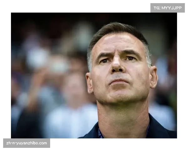 荷兰国家队新任主教练执掌球队展望未来的挑战与机遇